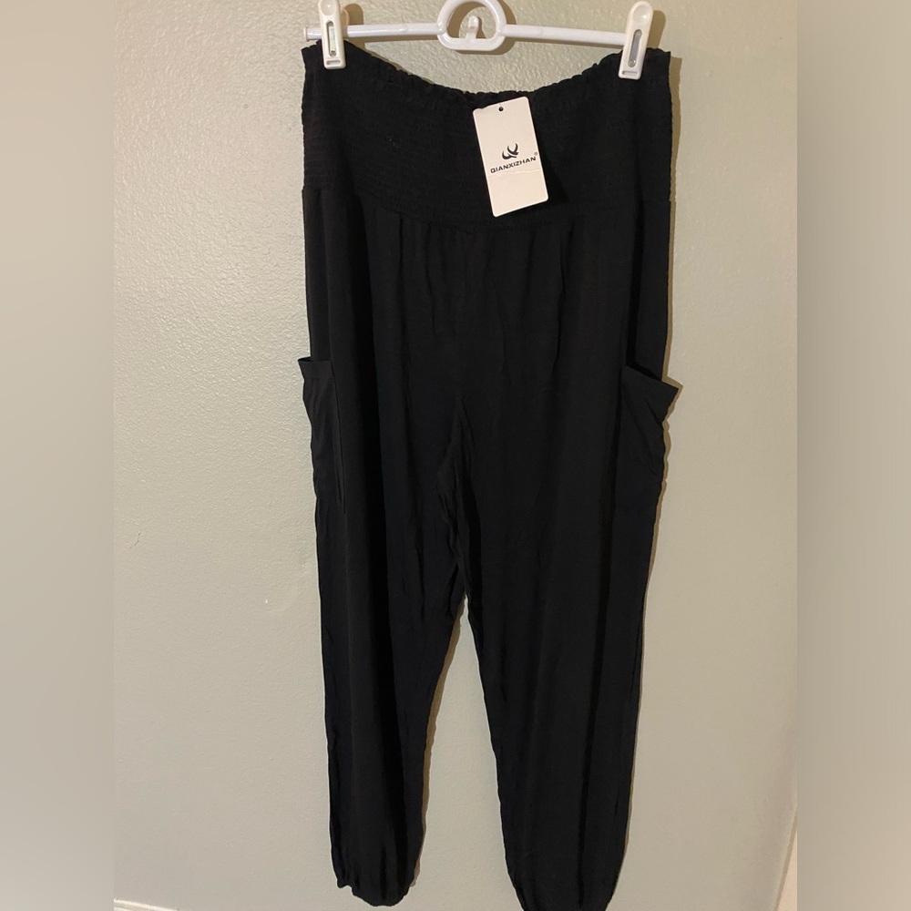 Black Women's Pants by Quanxizhan
